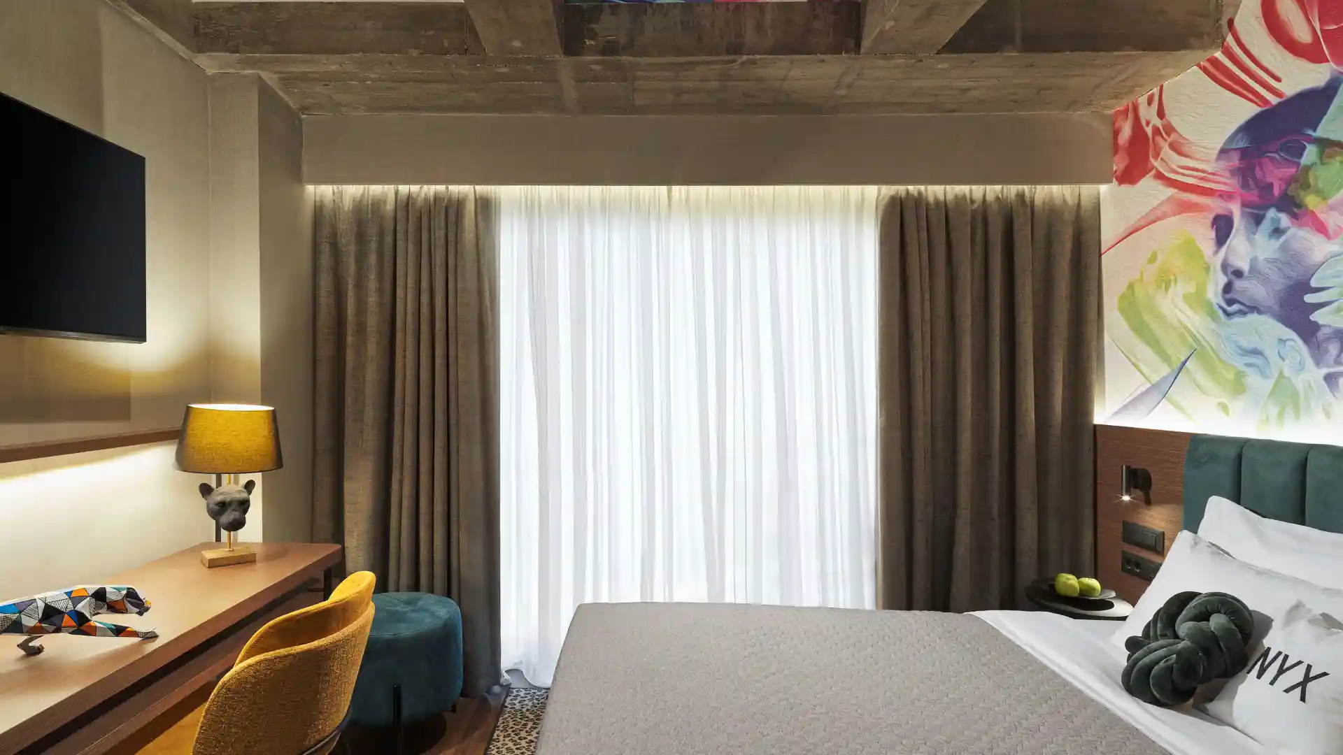 NYX Hotels - nyxSuiteSeaview_01.webp